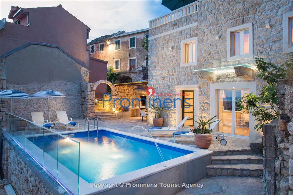 Holidayhome Dolce Vita with pool in Tucepi