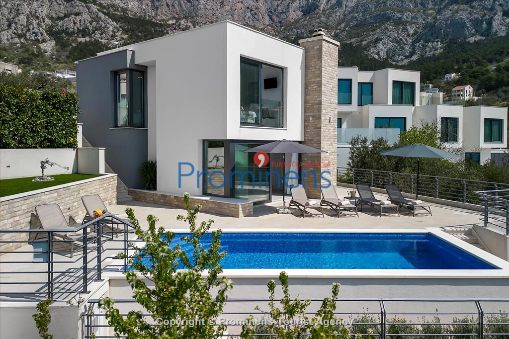 Ferienhaus Villa Oscar in Makarska mit beheiztem Pool Terrasse und Meerblick- ruhiger Familienurlaub