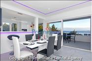 Penthouse apartment  Lush in Makarska 