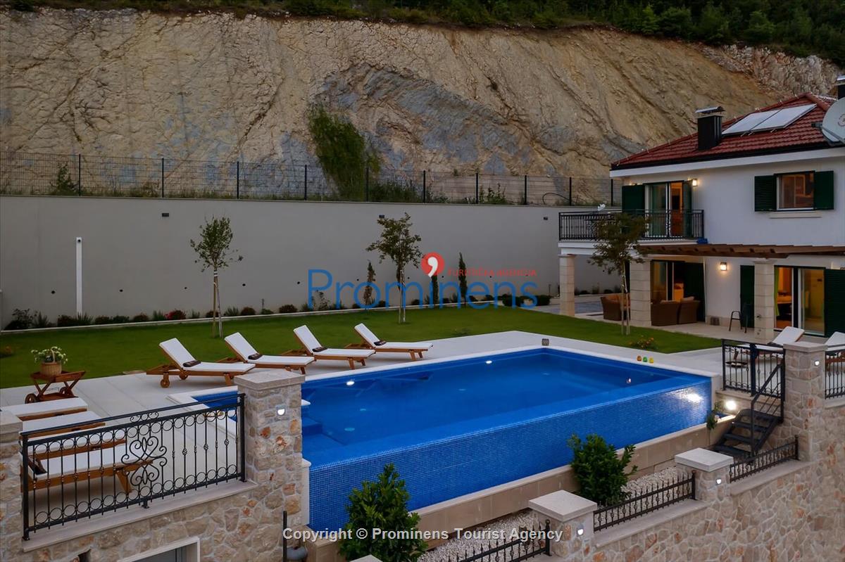 Villa Finca Lazeta with heated pool 