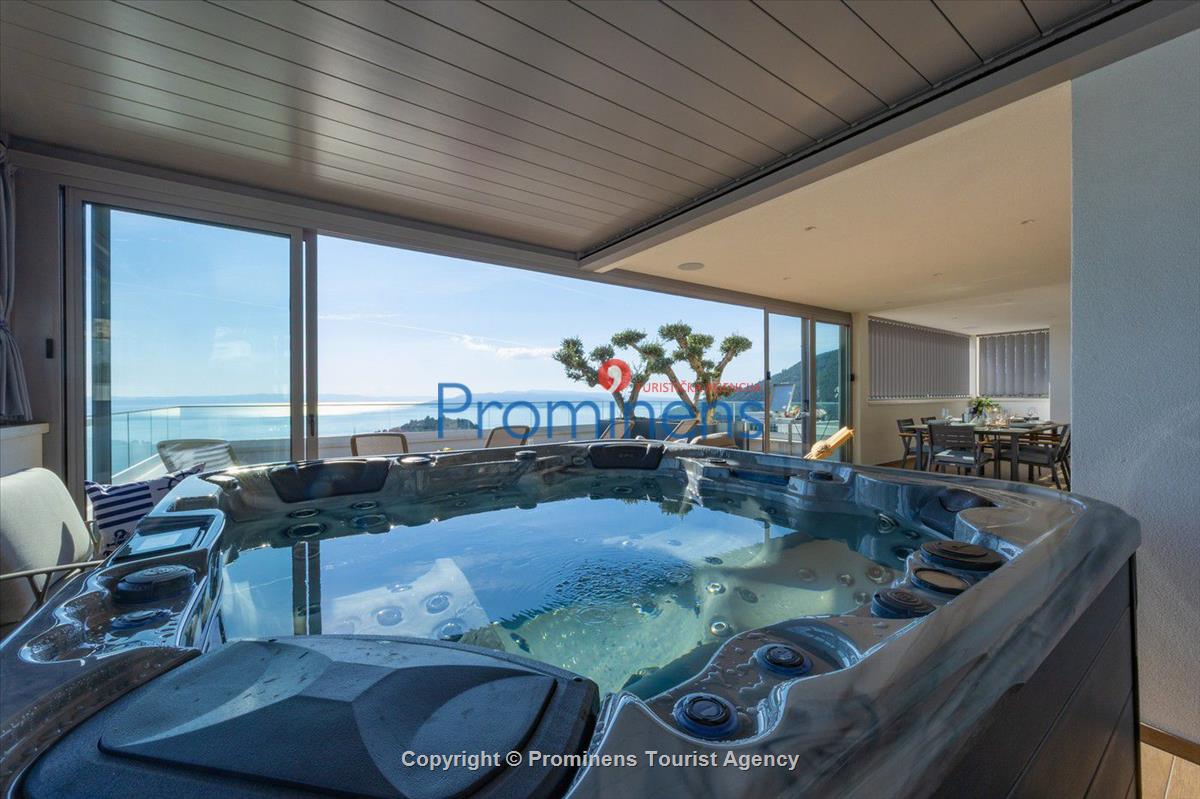 Luxury penthouse Sara Makarska