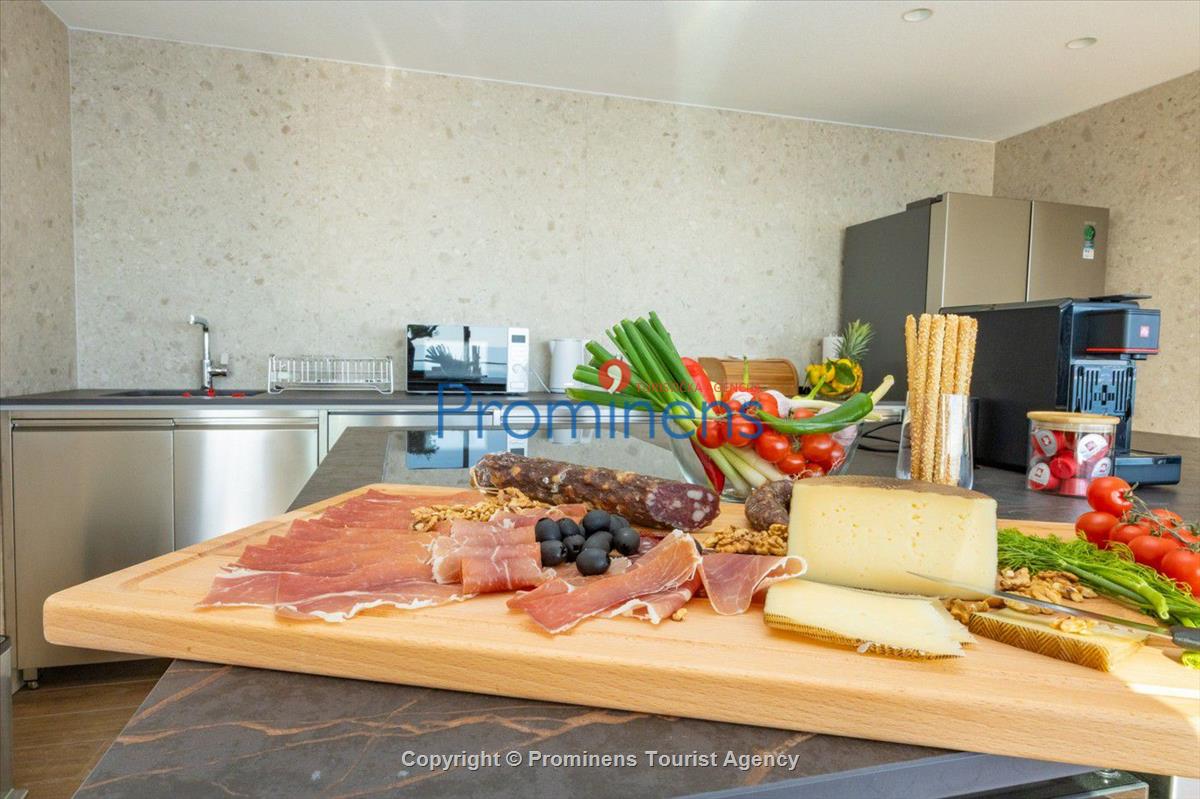 Luxury penthouse Sara Makarska