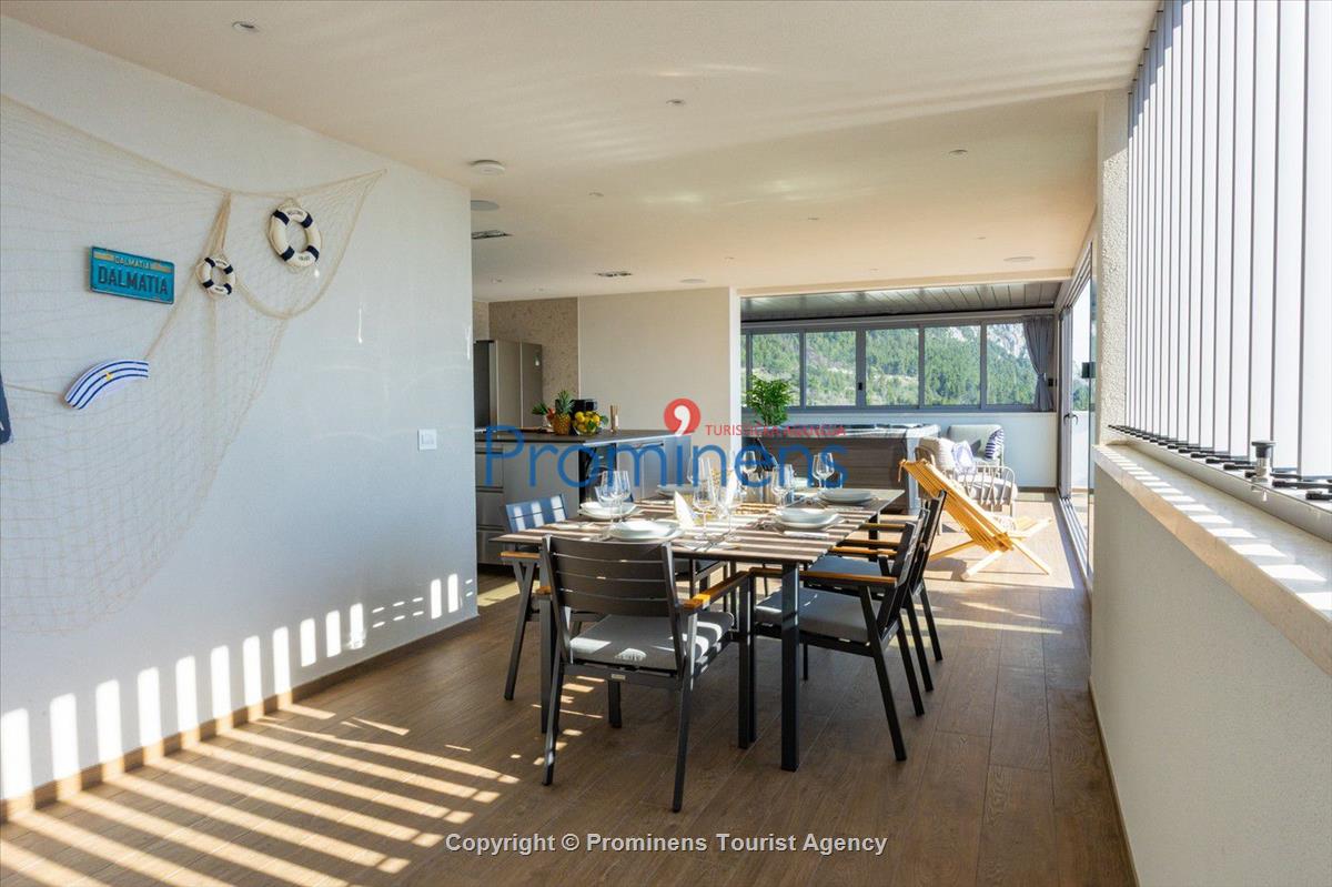 Luxury penthouse Sara Makarska
