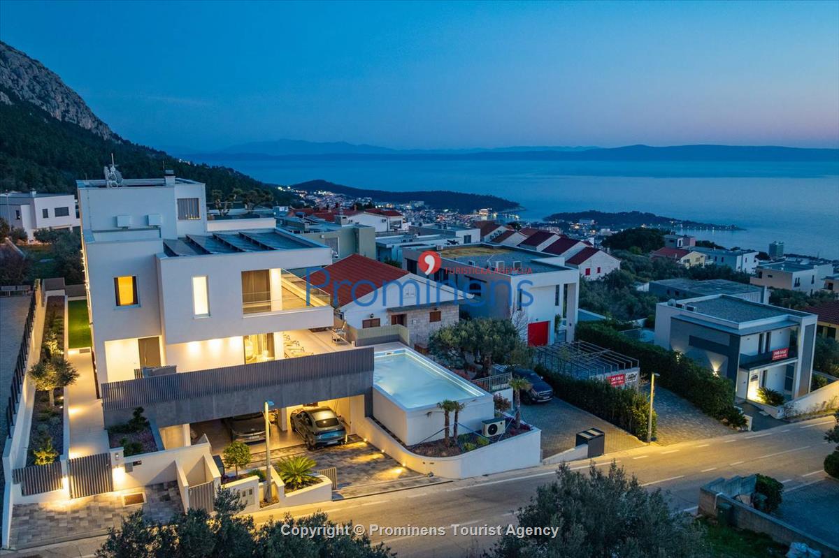 Exklusive Ferienwohnung Maja und Petra mit Pool in Makarska, 