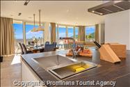 Exklusive Ferienwohnung Maja und Petra mit Pool in Makarska, 