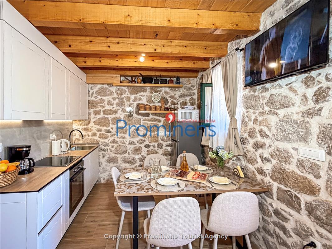 Heritage house Bašić Rašćane 