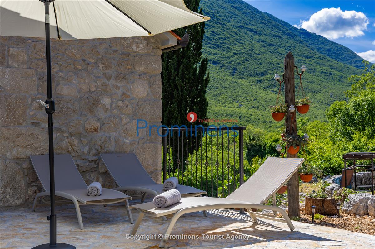 Heritage house Bašić Rašćane 