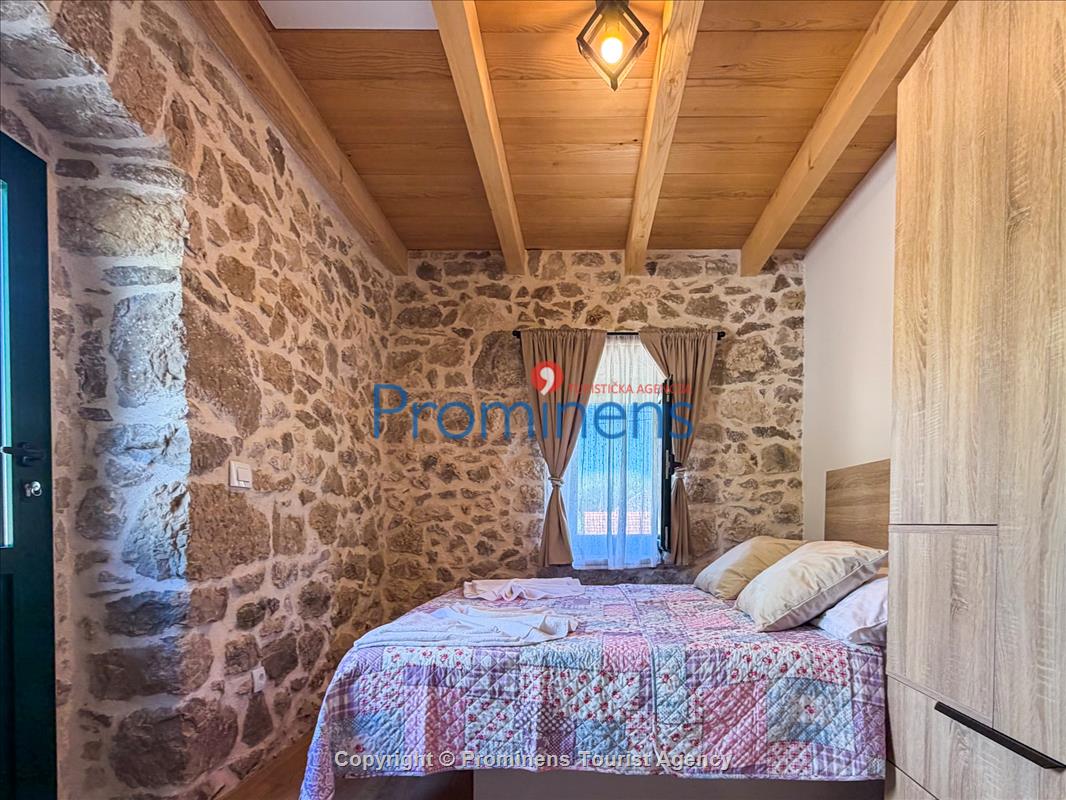 Heritage house Bašić Rašćane 