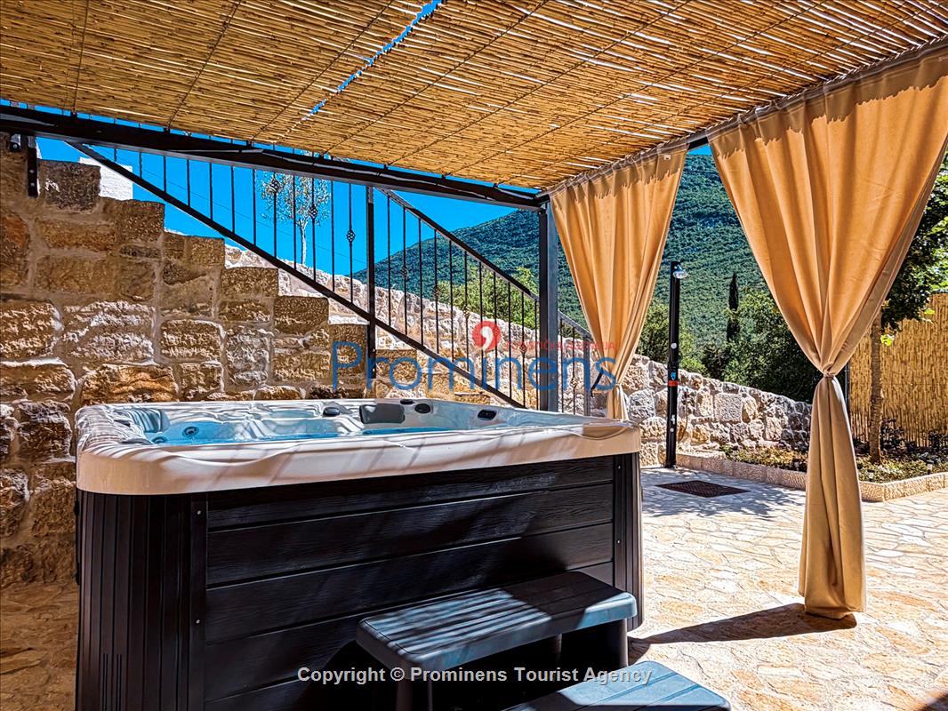 Heritage house Bašić Rašćane 