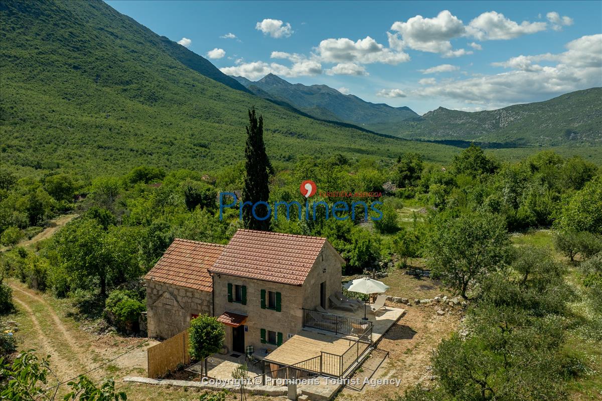 Heritage house Bašić Rašćane 