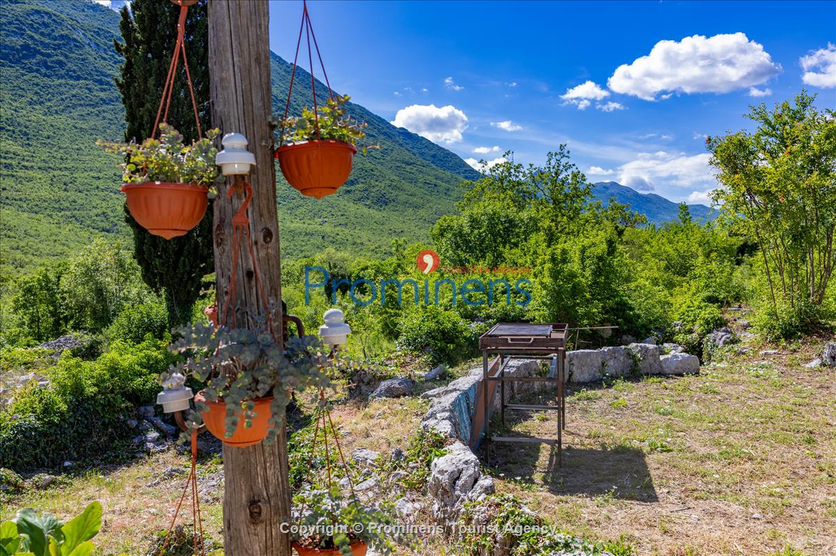 Heritage house Bašić Rašćane 