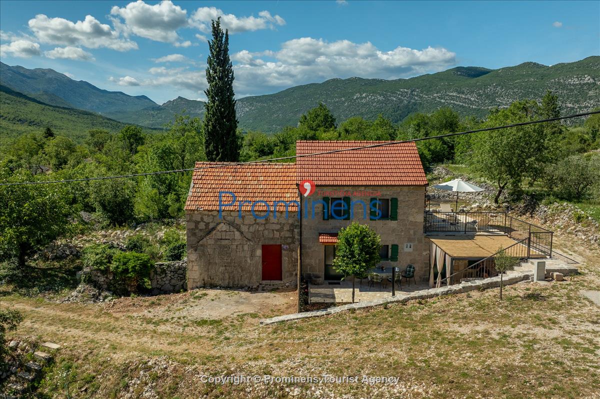 Heritage house Bašić Rašćane 