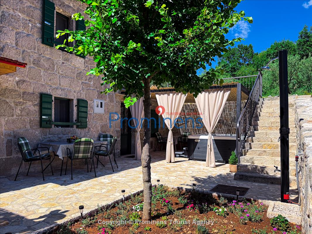Heritage house Bašić Rašćane 