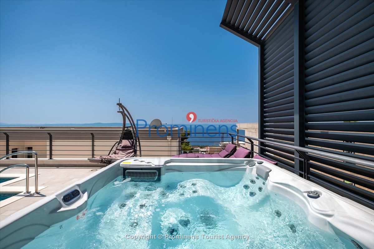 Villa Hota Makarska – grijani bazen, masažna kada, sauna, fitnes, 8 osoba