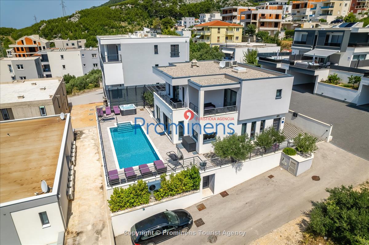 Villa Hota Makarska – grijani bazen, masažna kada, sauna, fitnes, 8 osoba