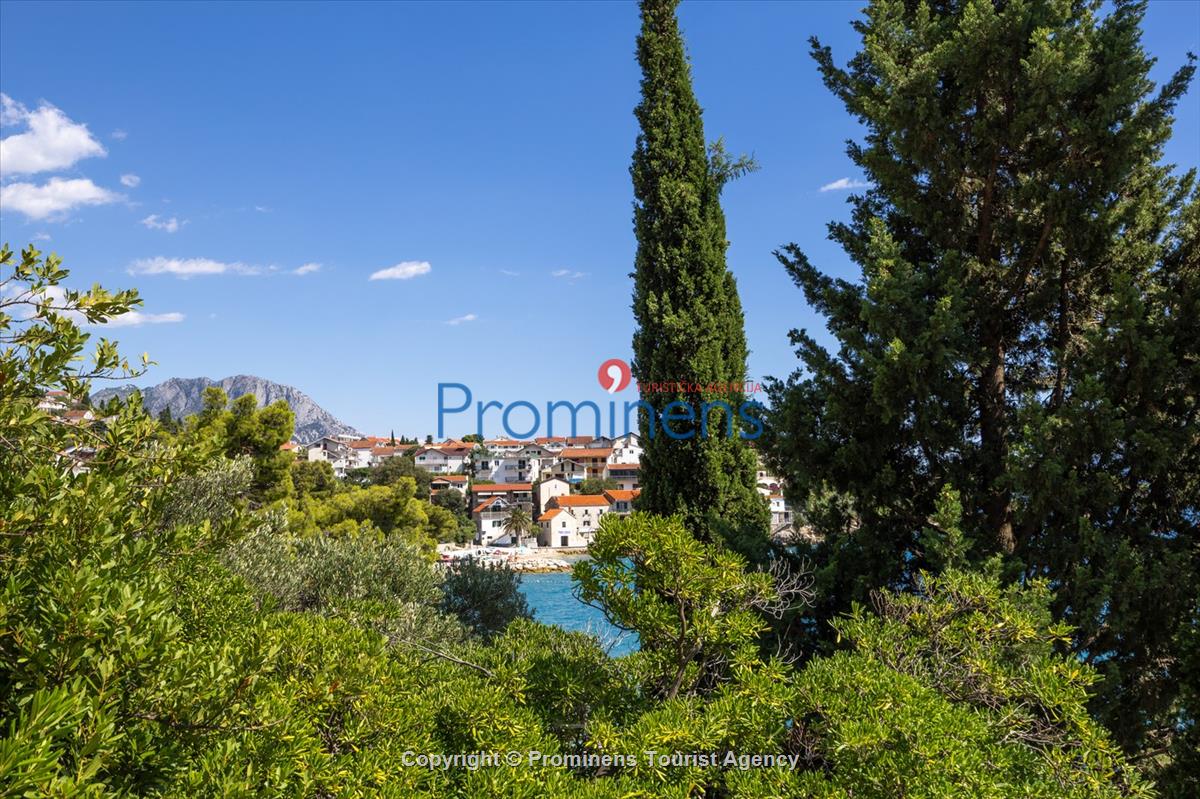 Kuća na plaži San't Antonio Podaca – 4 spavaće sobe, 2 obitelji, direktan izlaz na more, Makarska rivijera