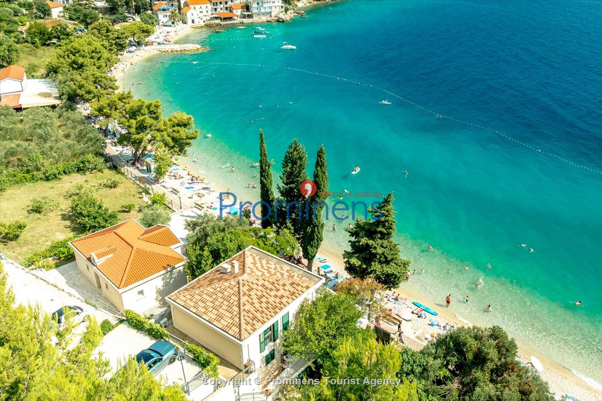 Kuća na plaži San't Antonio Podaca – 4 spavaće sobe, 2 obitelji, direktan izlaz na more, Makarska rivijera