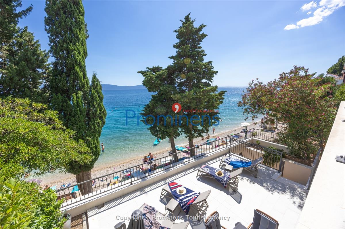 Kuća na plaži San't Antonio Podaca – 4 spavaće sobe, 2 obitelji, direktan izlaz na more, Makarska rivijera