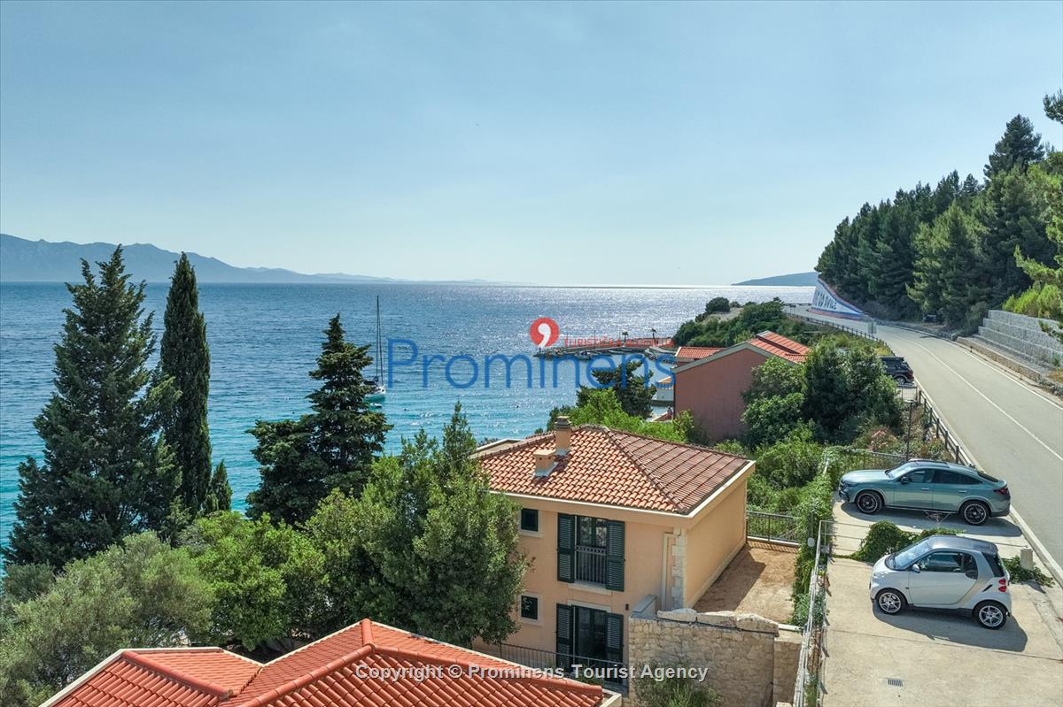 Kuća na plaži San't Antonio Podaca – 4 spavaće sobe, 2 obitelji, direktan izlaz na more, Makarska rivijera