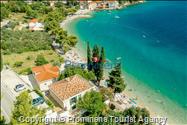 Kuća na plaži San't Antonio Podaca – 4 spavaće sobe, 2 obitelji, direktan izlaz na more, Makarska rivijera