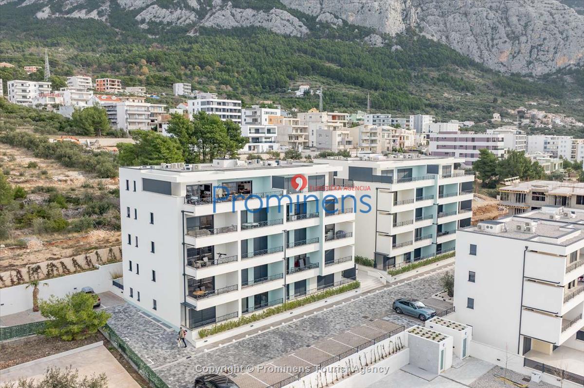Helena Penthouse Makarska – Three-Bedroom Apartment at Muccurum Residence
