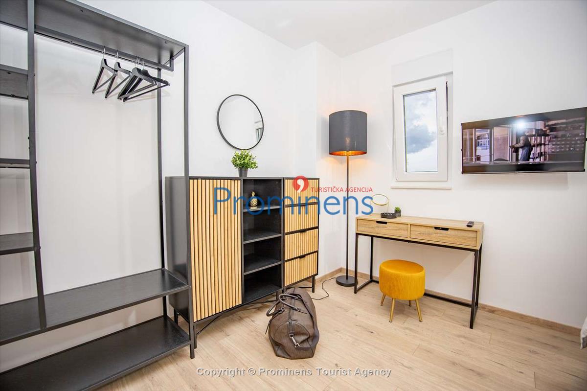 Helena Penthouse Makarska – Three-Bedroom Apartment at Muccurum Residence