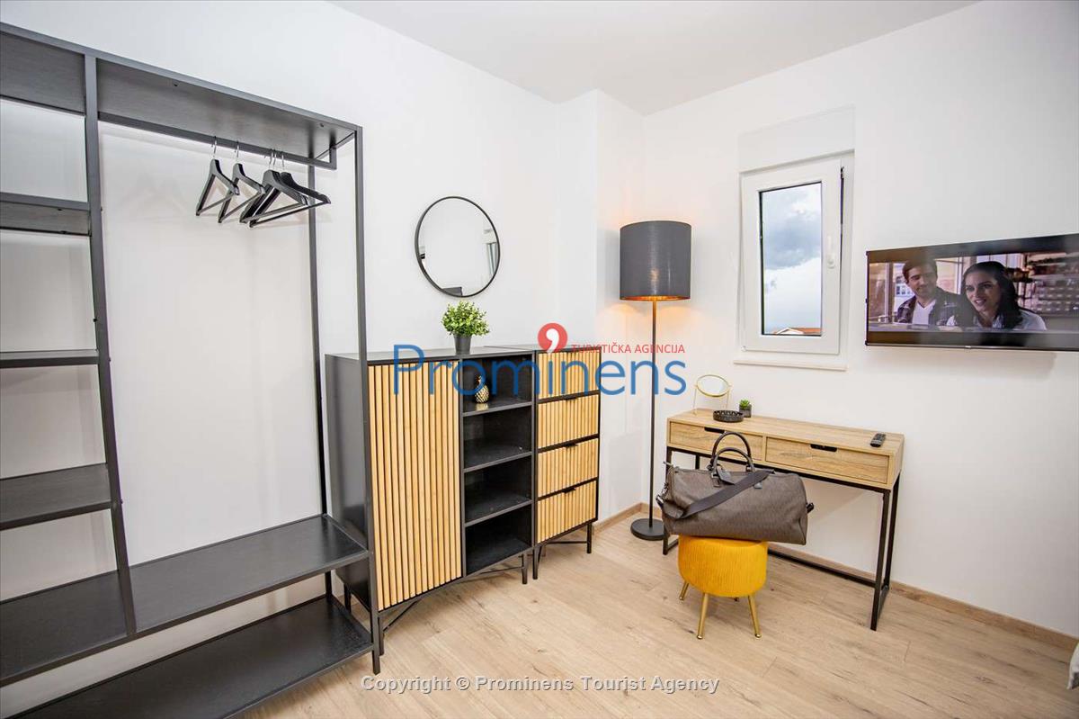 Helena Penthouse Makarska – Three-Bedroom Apartment at Muccurum Residence