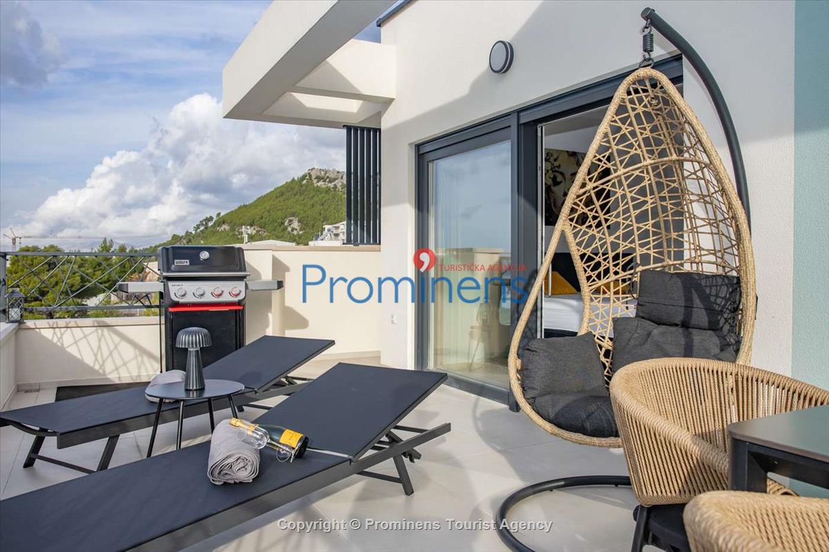 Helena Penthouse Makarska – Three-Bedroom Apartment at Muccurum Residence