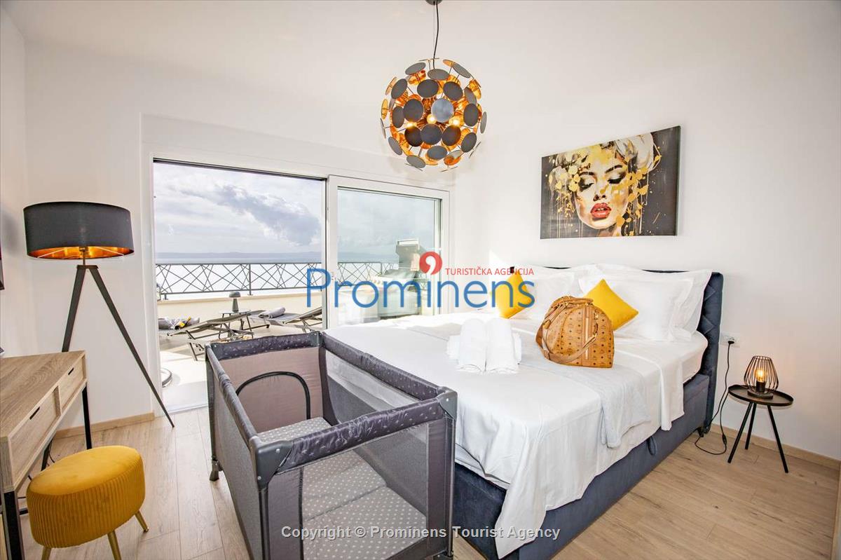 Helena Penthouse Makarska – Three-Bedroom Apartment at Muccurum Residence