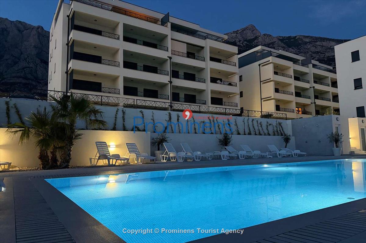Helena Penthouse Makarska – Three-Bedroom Apartment at Muccurum Residence