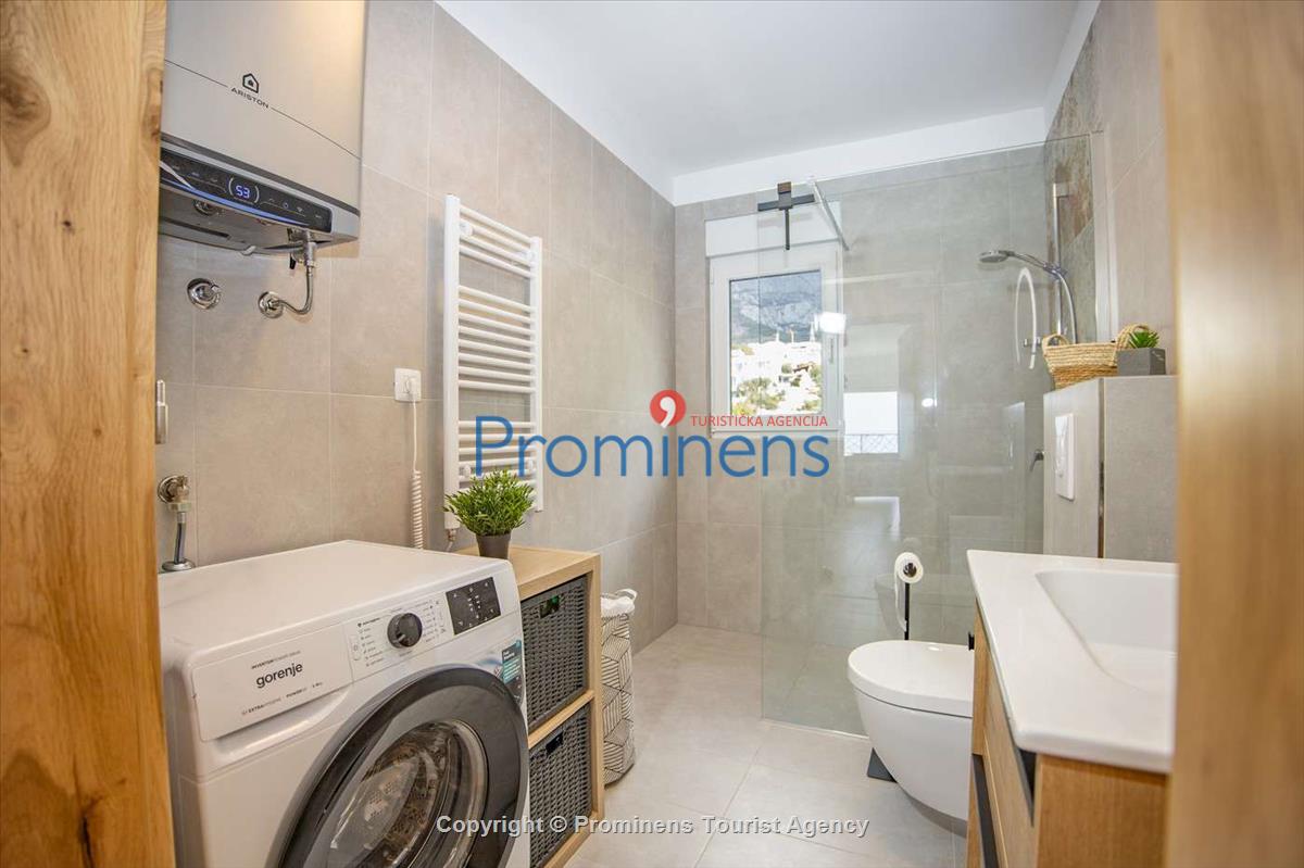 Helena Penthouse Makarska – Three-Bedroom Apartment at Muccurum Residence