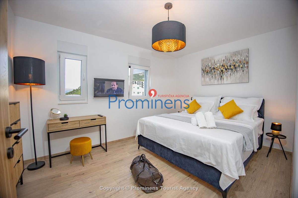 Helena Penthouse Makarska – Three-Bedroom Apartment at Muccurum Residence