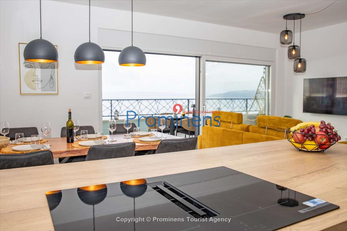 Helena Penthouse Makarska – Three-Bedroom Apartment at Muccurum Residence