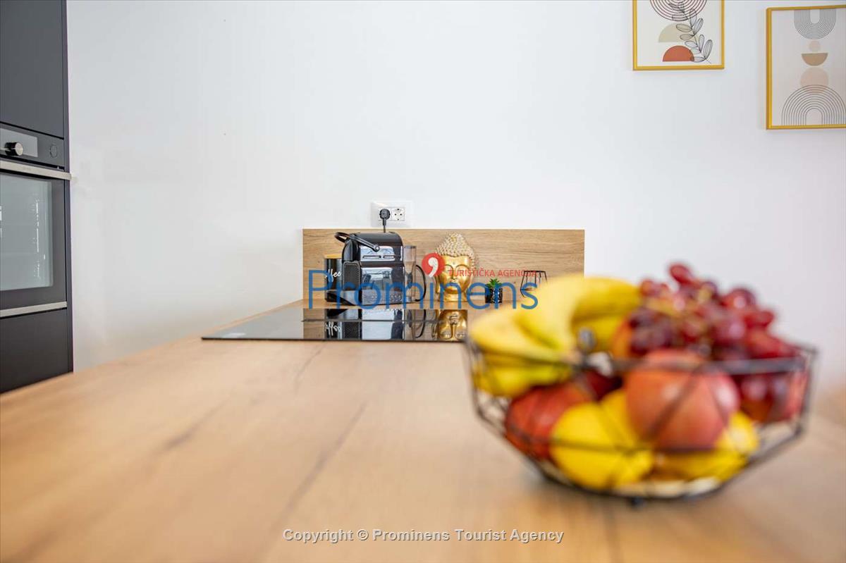 Helena Penthouse Makarska – Three-Bedroom Apartment at Muccurum Residence