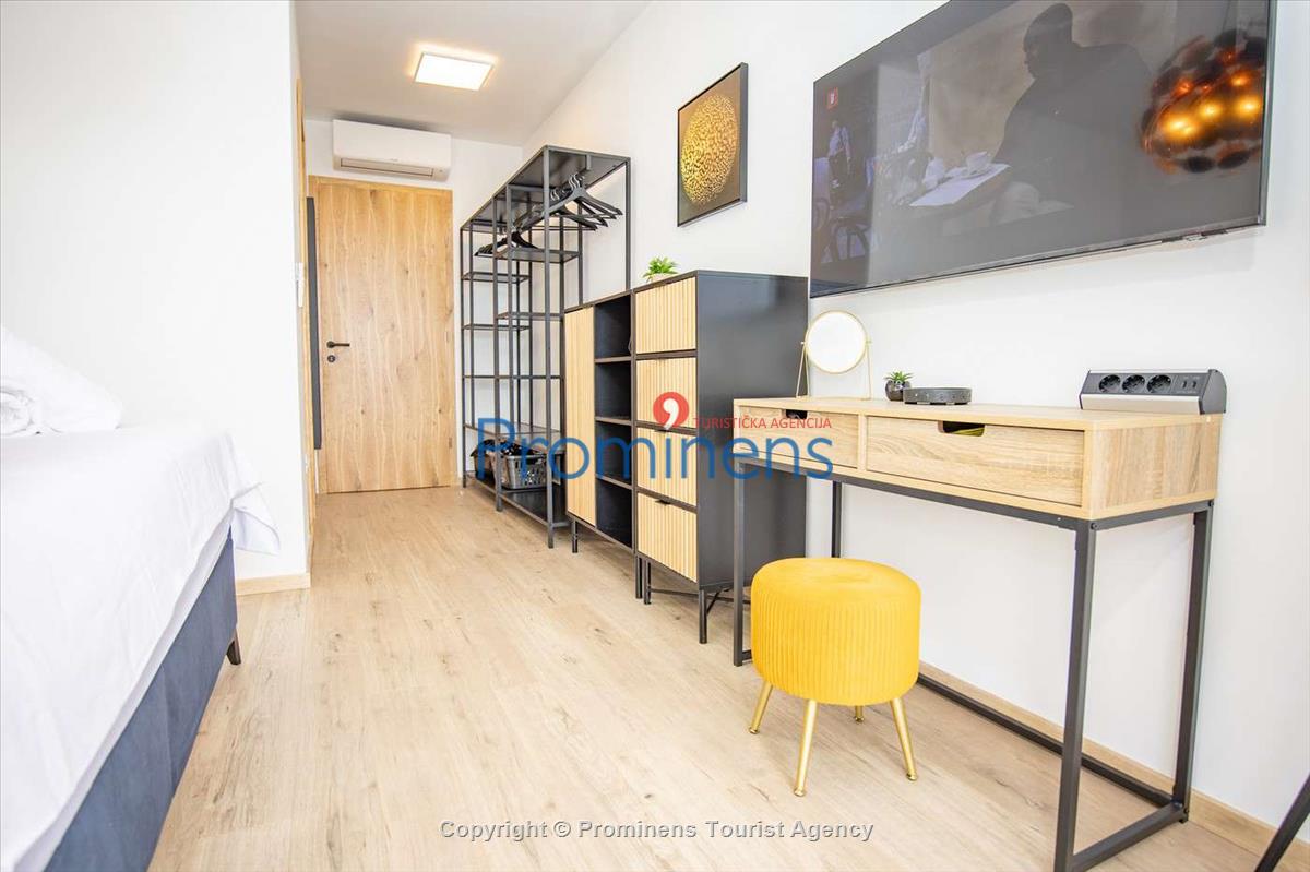 Helena Penthouse Makarska – Three-Bedroom Apartment at Muccurum Residence
