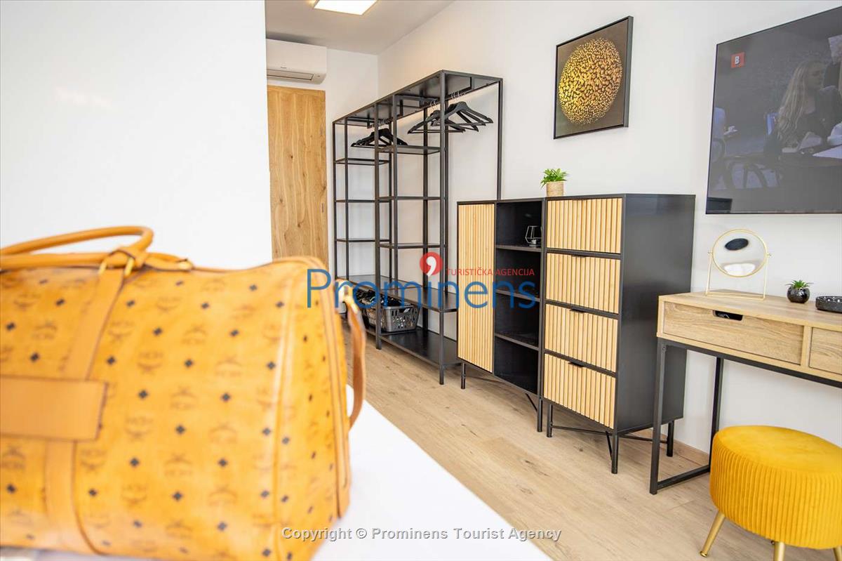 Helena Penthouse Makarska – Three-Bedroom Apartment at Muccurum Residence