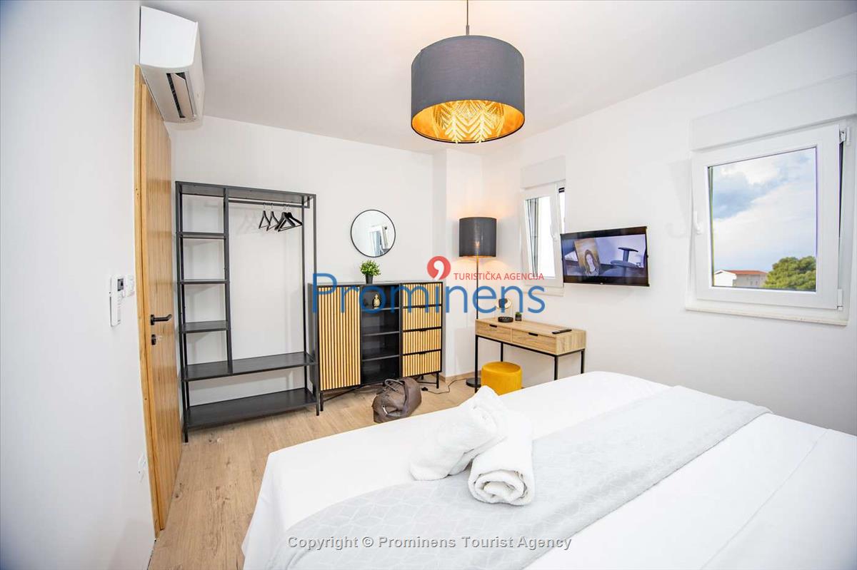 Helena Penthouse Makarska – Three-Bedroom Apartment at Muccurum Residence