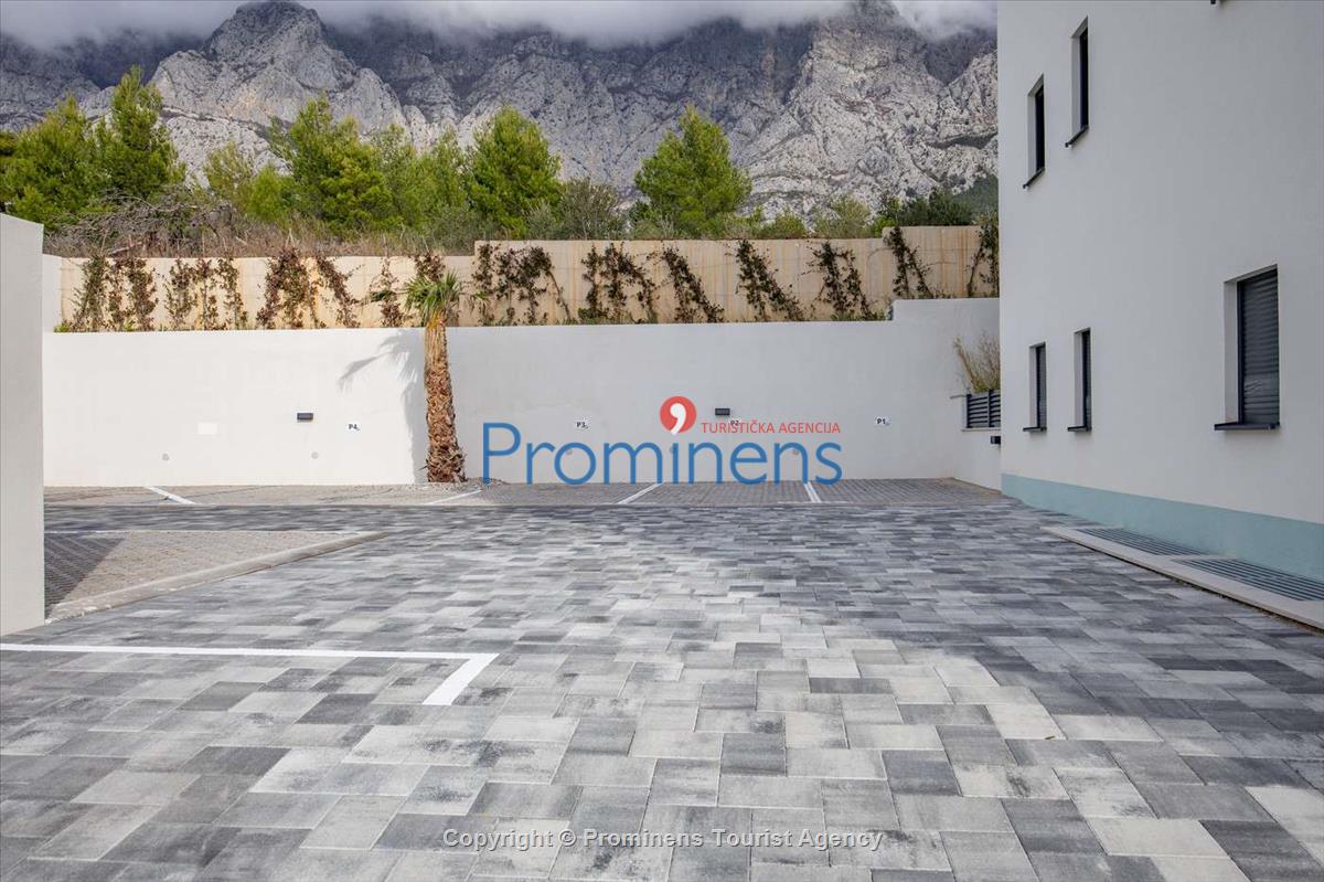 Helena Penthouse Makarska – Three-Bedroom Apartment at Muccurum Residence