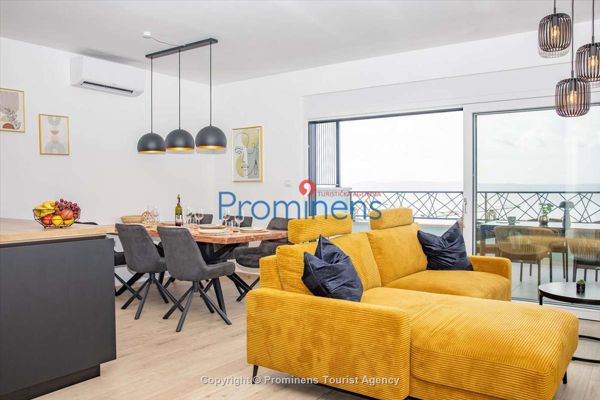 Helena Penthouse Makarska – Three-Bedroom Apartment at Muccurum Residence