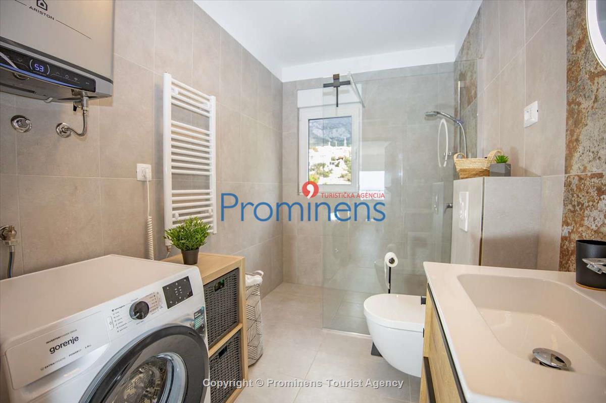 Helena Penthouse Makarska – Three-Bedroom Apartment at Muccurum Residence