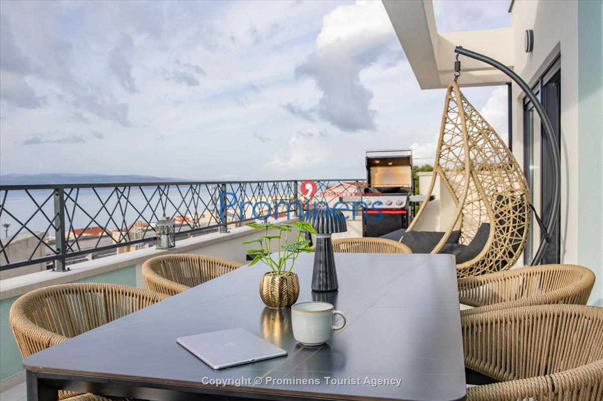 Helena Penthouse Makarska – Three-Bedroom Apartment at Muccurum Residence