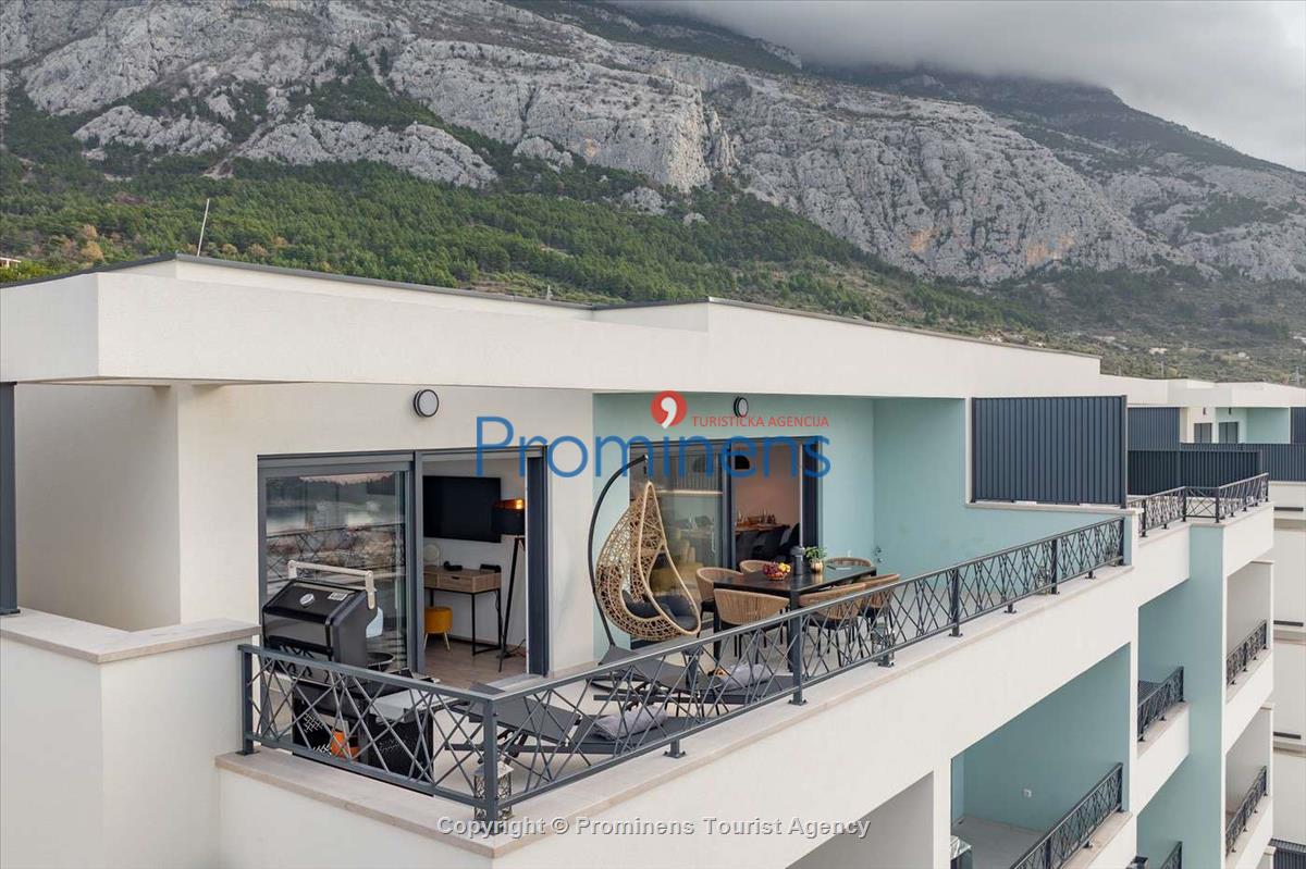 Helena Penthouse Makarska – Three-Bedroom Apartment at Muccurum Residence
