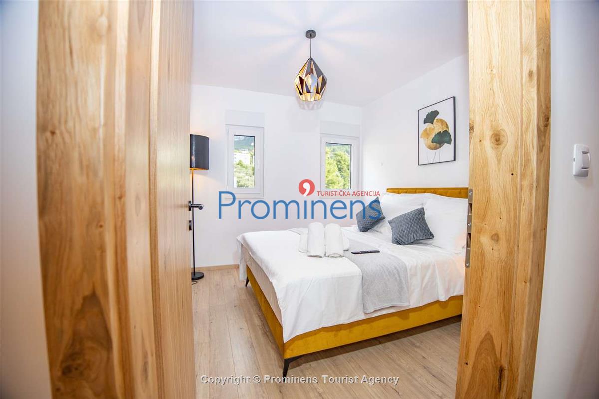 Helena Penthouse Makarska – Three-Bedroom Apartment at Muccurum Residence