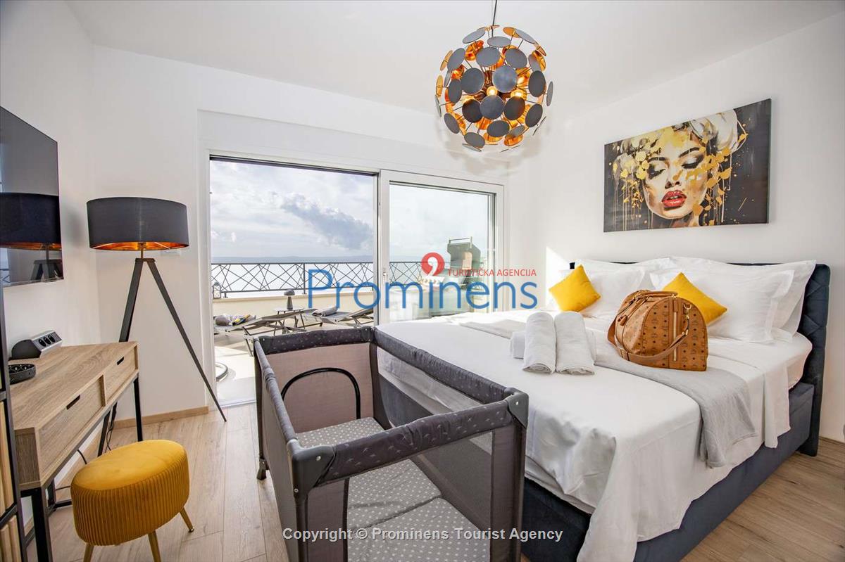 Helena Penthouse Makarska – Three-Bedroom Apartment at Muccurum Residence