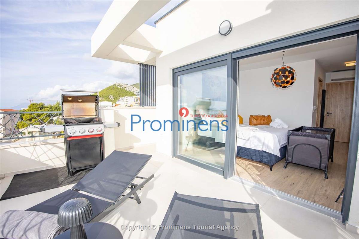 Helena Penthouse Makarska – Three-Bedroom Apartment at Muccurum Residence