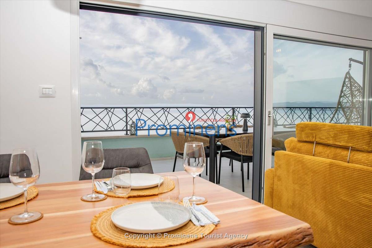 Helena Penthouse Makarska – Three-Bedroom Apartment at Muccurum Residence
