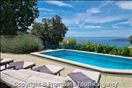 Ferienhaus Bastion mit Pool und Meerblick Baška Voda Dalmatien