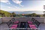 Ferienhaus Bastion mit Pool und Meerblick Baška Voda Dalmatien