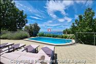 Ferienhaus Bastion mit Pool und Meerblick Baška Voda Dalmatien