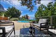 Ferienhaus Bastion mit Pool und Meerblick Baška Voda Dalmatien